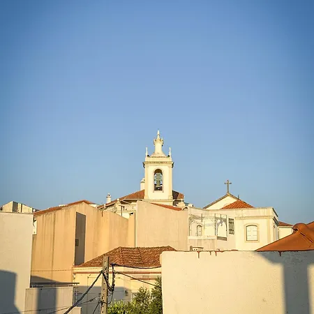 Pensionat Casa Ancoras Historic In Buarcos Portugal Bicas
