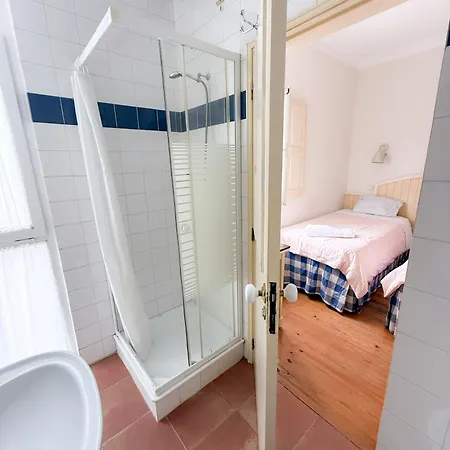 Casa Ancoras Historic In Buarcos Portugal