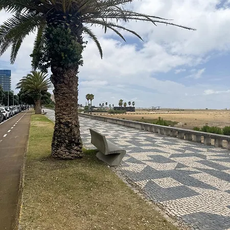 Gasthof Casa Ancoras Historic In Buarcos Portugal