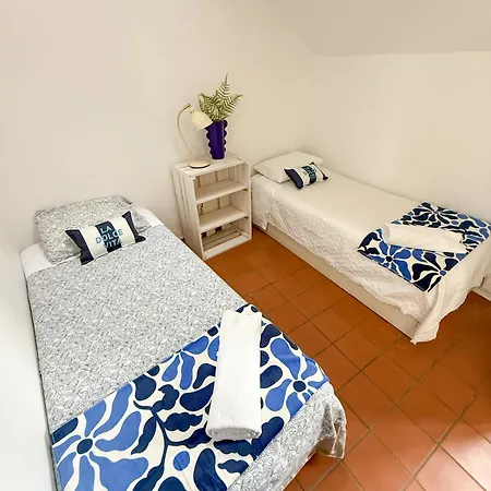 招待所 Casa Ancoras Historic In Buarcos Portugal Bicas