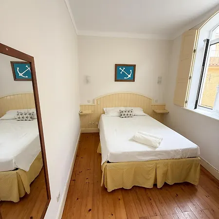 Casa Ancoras Historic In Buarcos Portugal