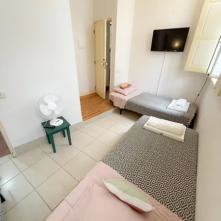 Casa Ancoras Historic In Buarcos Portugal 3*